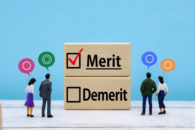コンテンツマーケティングは外注と内製どちらがいい？